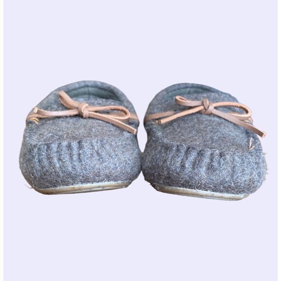 EMU NWOT Womens size 9 Grey Wool Moccasin Slippers - Picture 3 of 7